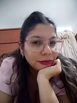 Carliina Soussa online show from April 2026 11:29:01 PM