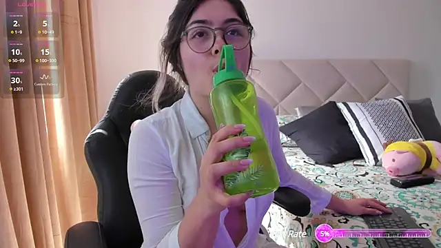 Lau Bee online show from January 2025 02:50:01 PM