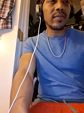 bigboytoy912 online show from June 2026 02:01:02 AM