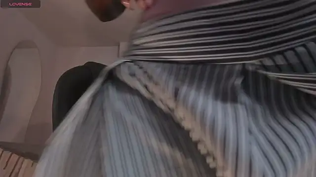 SavannahStorm online show from December 2025 12:53:02 PM