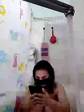 Snapshot of MikaKors chatting on January 2025 05:39:01 PM MikaKors online show from January 2025 05:39:01 PM