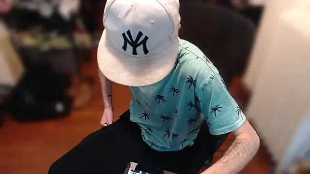 MrKingDick607 online show from January 2026 07:37:02 PM