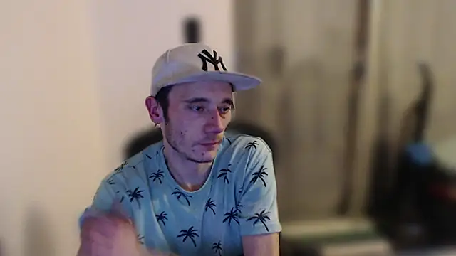 Snapshot of MrKingDick607 chatting on February 2026 01:55:01 AM MrKingDick607 online show from February 2026 01:55:01 AM