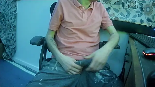 Snapshot of MrKingDick607 chatting on April 2026 03:59:02 AM MrKingDick607 online show from April 2026 03:59:02 AM