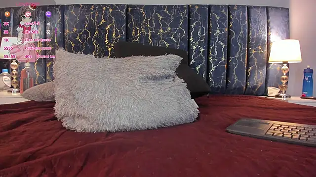 Sophia Lemos online show from October 2025 12:06:01 PM