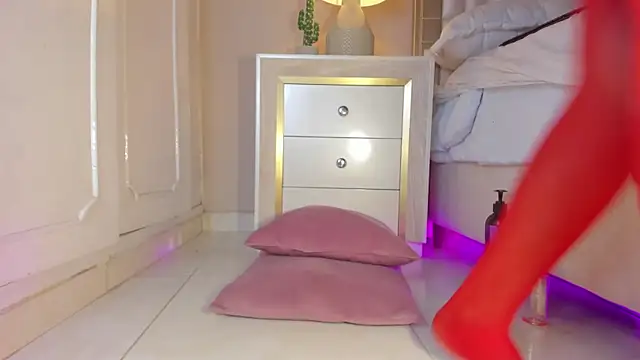 zoe sky  online show from January 2025 02:36:01 PM