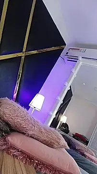 Adel Nesbiit online show from November 2025 08:22:02 PM