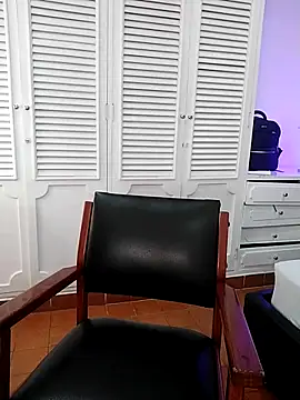 Adel Nesbiit online show from March 2026 07:41:01 PM