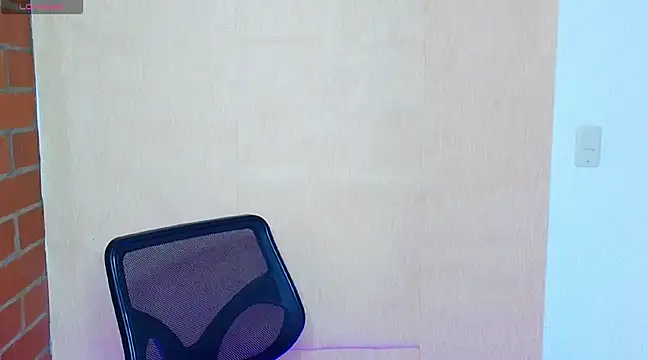 Leandro valenzuela online show from March 2025 07:06:02 PM