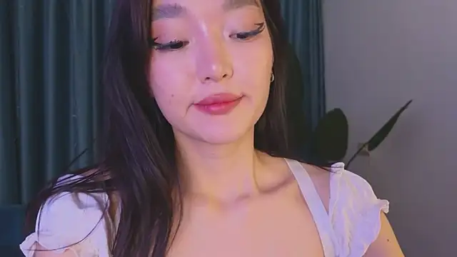 AudreyMell online show from February 2025 05:50:01 PM