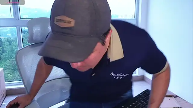 Jhonatan Morales S online show from February 2025 10:19:01 PM