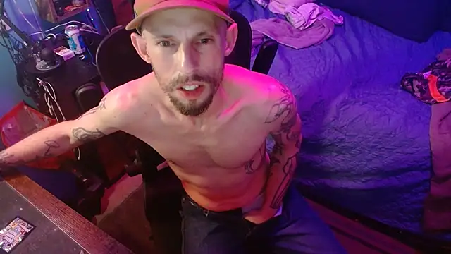 Snapshot of RuffClvb chatting on December 2024 01:56:01 PM RuffClvb online show from December 2024 01:56:01 PM