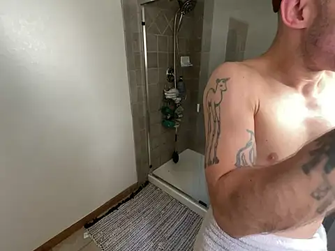 Snapshot of RuffClvb chatting on February 2025 07:02:02 PM RuffClvb online show from February 2025 07:02:02 PM