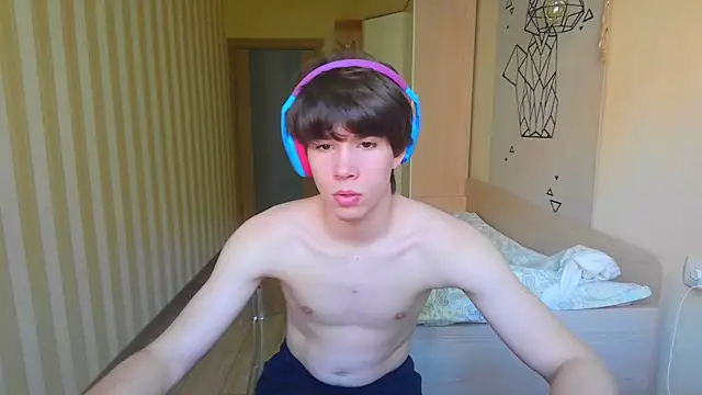 gayGamogey online show from May 2026 12:11:01 PM