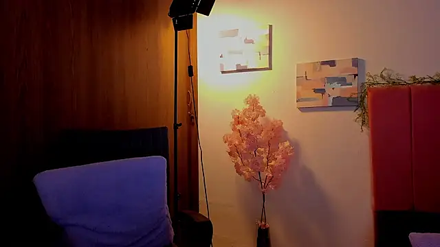 Charlee pink online show from March 2026 07:09:01 PM