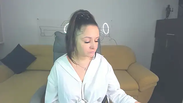 AngellLika online show from January 2026 01:26:01 PM