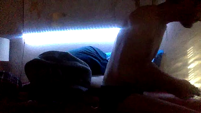 ChillzPnp online show from November 2025 03:43:02 PM