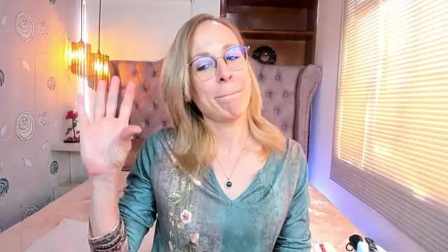 Snapshot of SammySanders chatting on December 2024 07:11:02 PM SammySanders online show from December 2024 07:11:02 PM