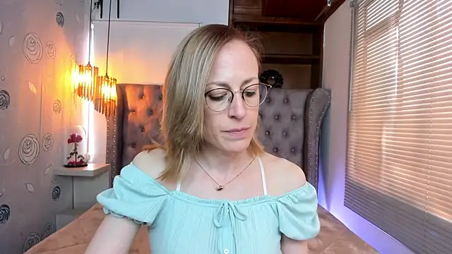 Snapshot of SammySanders chatting on January 2025 05:24:02 PM SammySanders online show from January 2025 05:24:02 PM