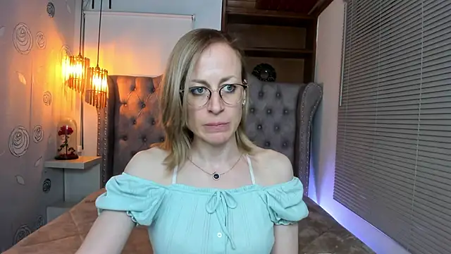 Snapshot of SammySanders chatting on January 2025 11:35:02 PM SammySanders online show from January 2025 11:35:02 PM