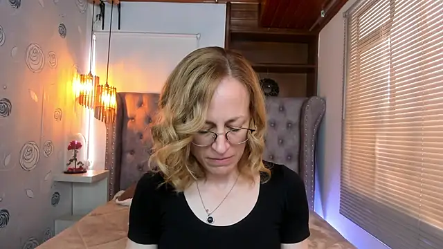 Snapshot of SammySanders chatting on February 2025 06:12:01 PM SammySanders online show from February 2025 06:12:01 PM