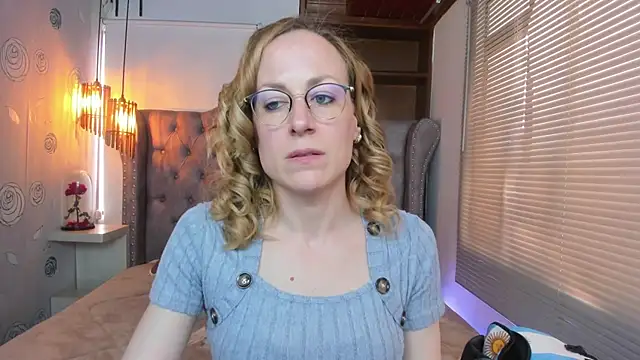 Snapshot of SammySanders chatting on March 2025 05:07:01 PM SammySanders online show from March 2025 05:07:01 PM