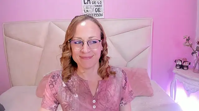 Snapshot of SammySanders chatting on September 2025 05:12:02 PM SammySanders online show from September 2025 05:12:02 PM