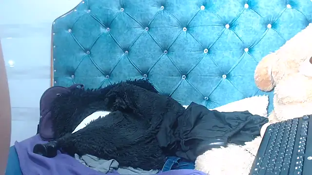 lily jamesx online show from February 2025 01:47:02 AM