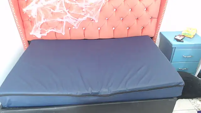 lily jamesx online show from October 2025 02:04:02 PM