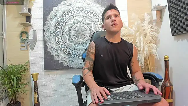 nakedfoam1 online show from January 2026 03:21:02 AM