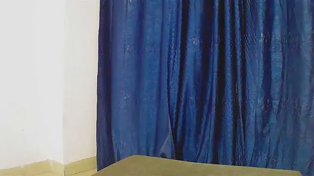 Snapshot of Cute_Sanna chatting on February 2025 08:00:01 PM Cute Sanna online show from February 2025 08:00:01 PM