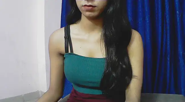 Snapshot of Cute_Sanna chatting on February 2025 07:43:02 PM Cute Sanna online show from February 2025 07:43:02 PM