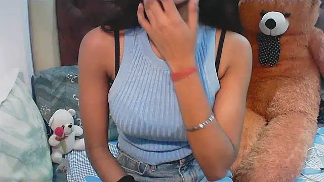 Snapshot of Cute_Sanna chatting on March 2025 04:38:02 PM Cute Sanna online show from March 2025 04:38:02 PM