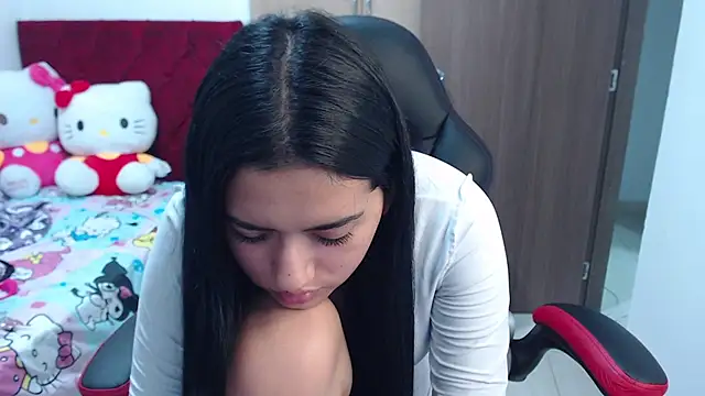 Snapshot of kayla_k18 chatting on February 2026 06:22:01 AM kayla k18 online show from February 2026 06:22:01 AM