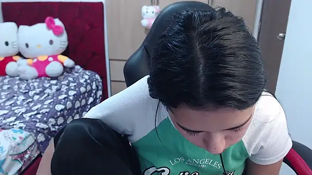 Snapshot of kayla_k18 chatting on February 2026 11:56:01 PM kayla k18 online show from February 2026 11:56:01 PM