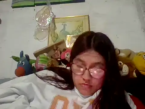 Snapshot of dafne19_ chatting on January 2025 03:29:02 AM dafne19 online show from January 2025 03:29:02 AM
