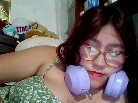 Snapshot of dafne19_ chatting on January 2025 06:17:01 AM dafne19 online show from January 2025 06:17:01 AM