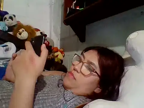 Snapshot of dafne19_ chatting on February 2025 08:02:02 AM dafne19 online show from February 2025 08:02:02 AM