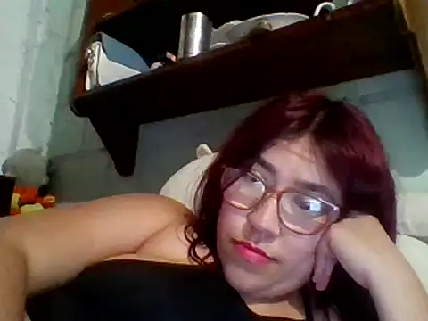 Snapshot of dafne19_ chatting on March 2025 07:34:02 AM dafne19 online show from March 2025 07:34:02 AM