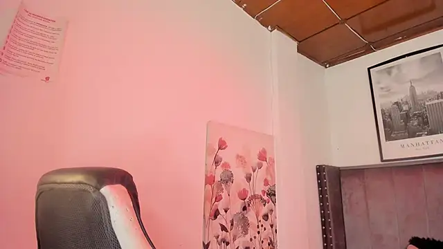 Alaia Cute online show from November 2025 03:18:02 AM