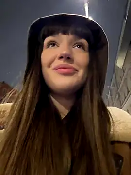 Sophie Avory online show from November 2025 07:47:02 PM