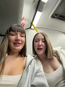 Sophie Avory online show from May 2026 07:55:02 PM