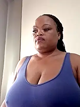 Snapshot of hugemelonsxxx chatting on May 2026 09:06:02 AM hugemelonsxxx online show from May 2026 09:06:02 AM