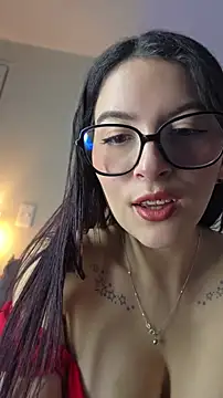 Snapshot of GabrielaMK chatting on July 2026 01:32:02 AM GabrielaMK online show from July 2026 01:32:02 AM