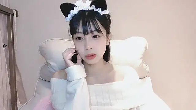 -Hottie online show from January 2025 06:45:02 PM