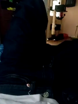 Halder23 online show from February 2026 07:42:02 PM