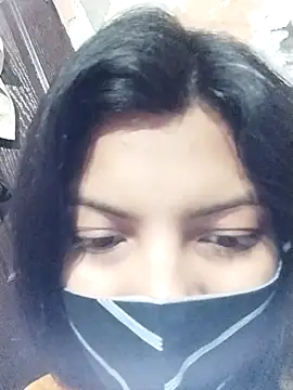 Hotty-Divya online show from March 2025 01:41:01 PM