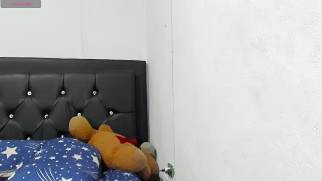 Snapshot of Natassha_brown1 chatting on October 2025 01:25:02 AM Natassha brown1 online show from October 2025 01:25:02 AM