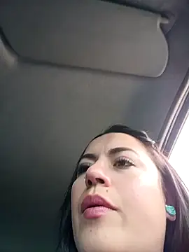 Lesly 10- online show from December 2025 05:08:02 PM