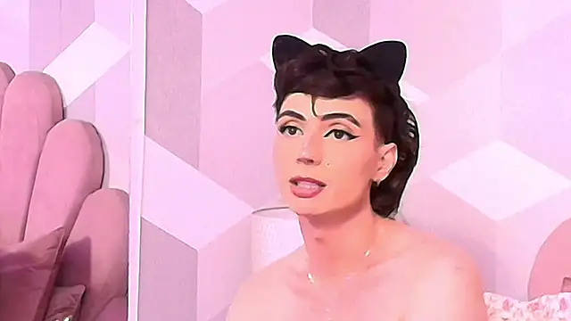 KylieMonnett online show from November 2025 07:58:01 PM